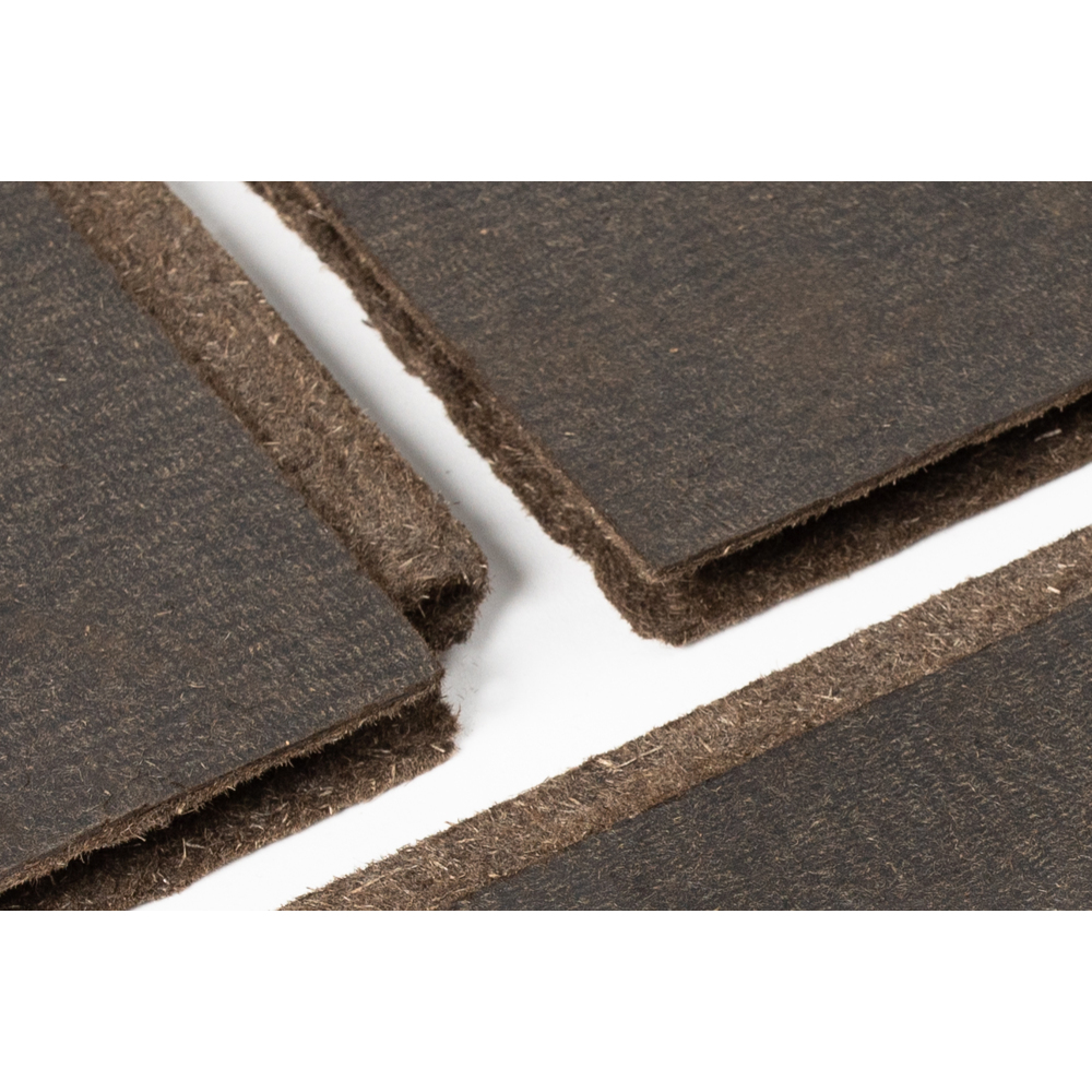 Bilde av Hunton Undertak™ Undertak™ er et forenklet undertak som kombinerer undertak og vindsperre. Undertaksplatene er diffusjonsåpne og kan brukes i kalde og isolerte takkonstruksjoner.